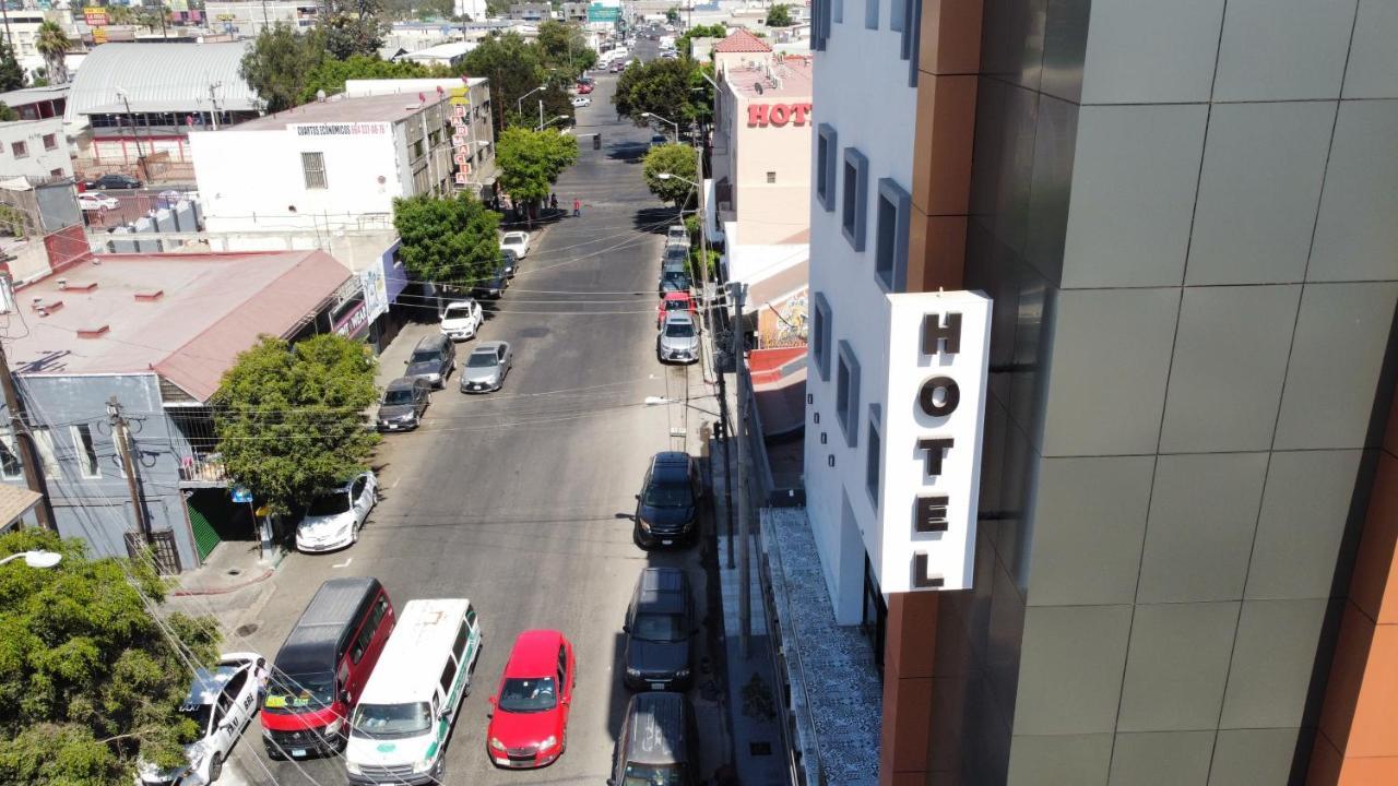 Hotel Grand One Plaza Tijuana Kültér fotó