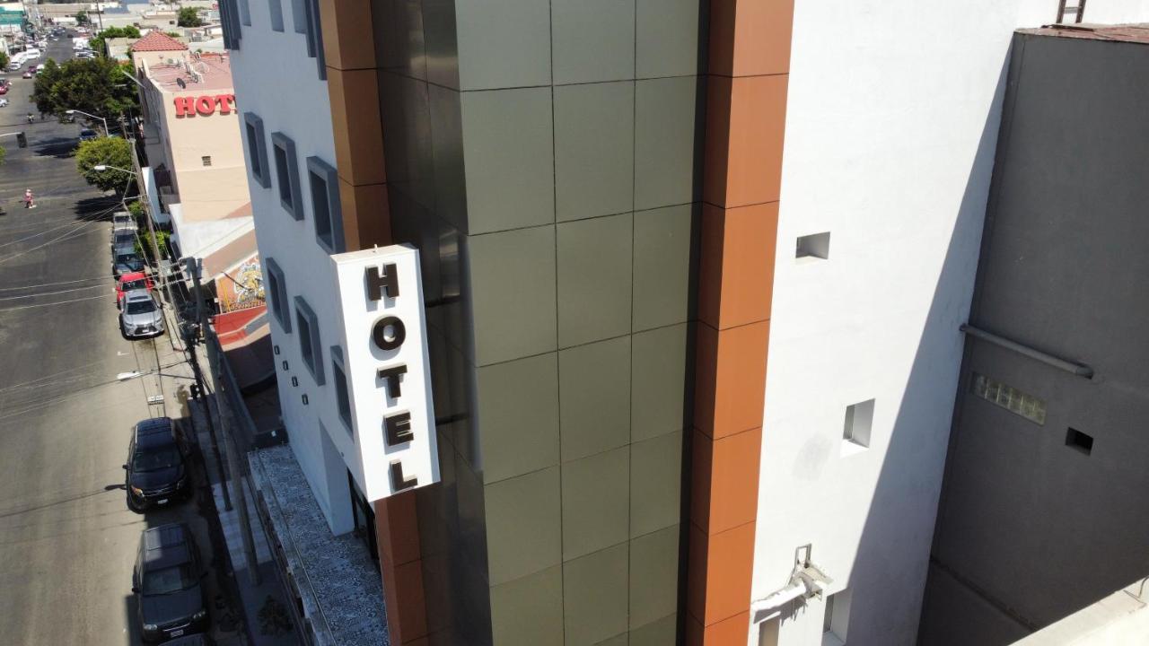 Hotel Grand One Plaza Tijuana Kültér fotó
