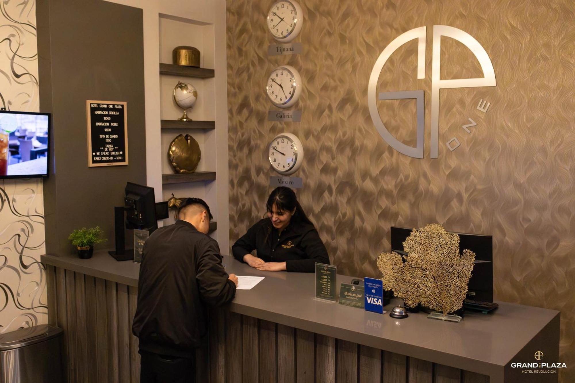 Hotel Grand One Plaza Tijuana Kültér fotó