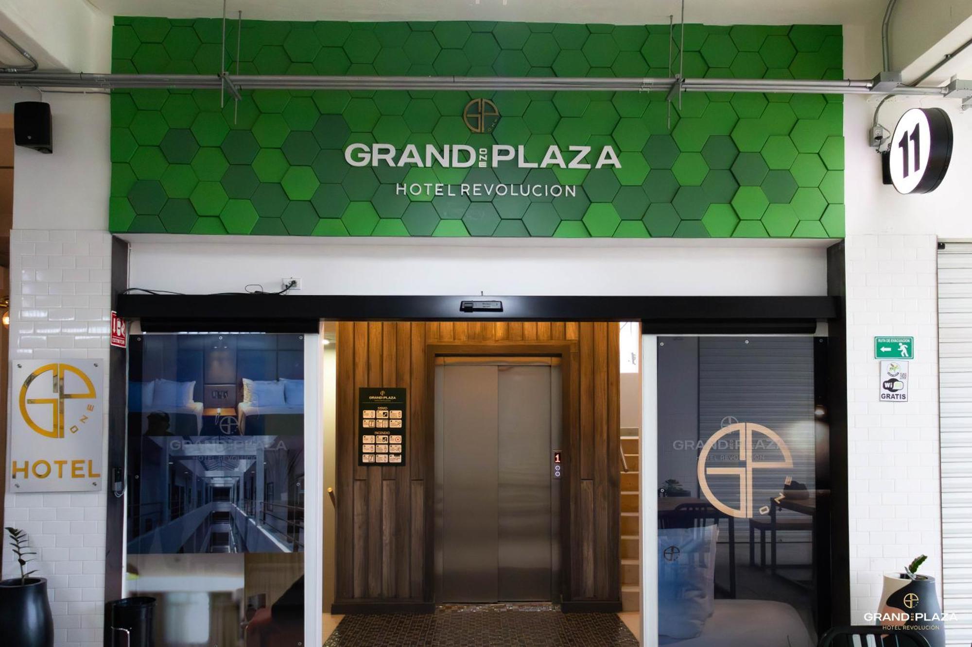 Hotel Grand One Plaza Tijuana Kültér fotó