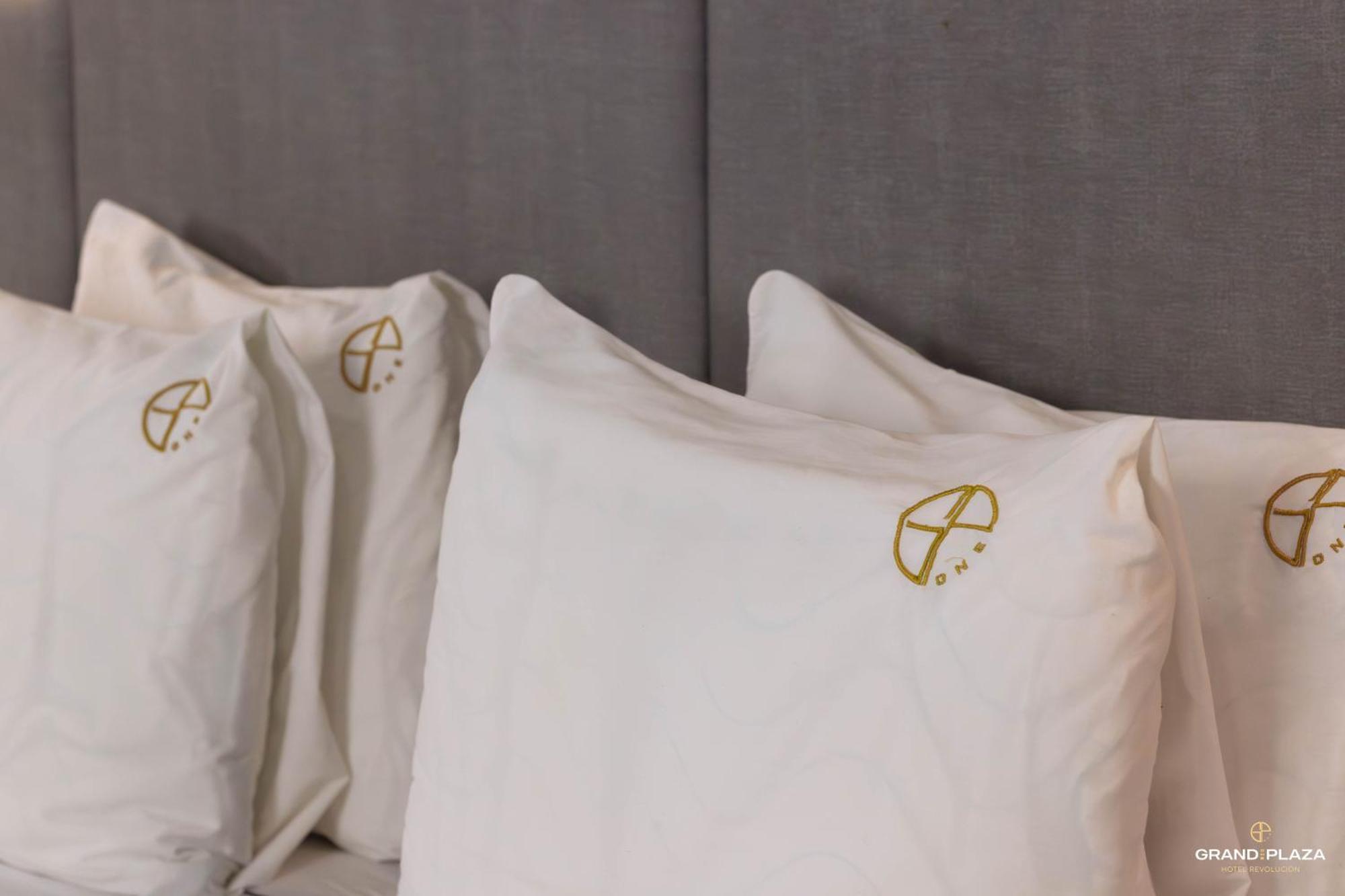 Hotel Grand One Plaza Tijuana Kültér fotó